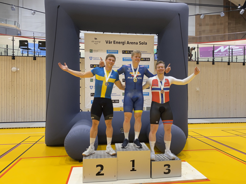 Pallen sprint menn elite. Fv. Christoffer Eriksson, Frode Svortevik Birkeland, Aasmund Groven Lindtveit