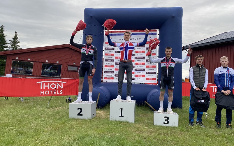 Podiet M-junior XCO
